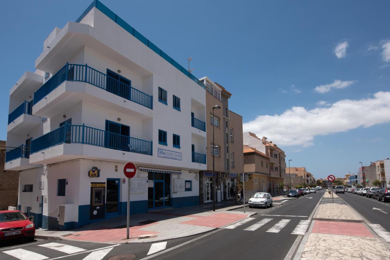 Riva Eco Guest House Los Abrigos Exterior photo